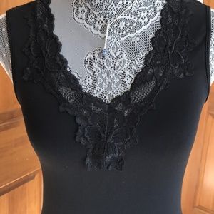 Black tank w lace v-neck